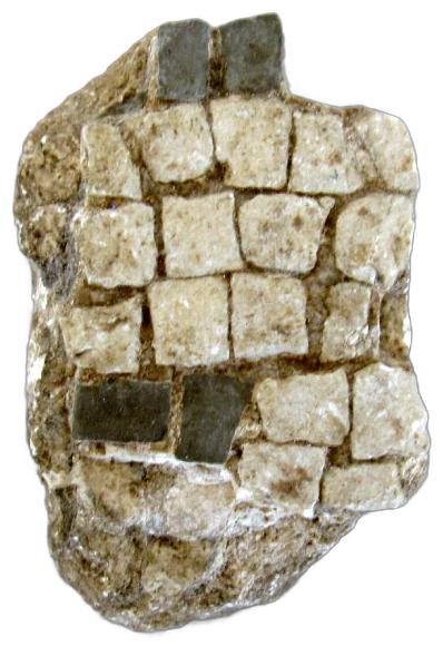 Fragmento de piedra con teselas cuadradas color crema y gris